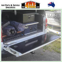 Mitsubishi Triton MR Tailgate Chopping Board