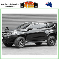 Roader Side Step Mitsubishi Pajero Sport QE 10/2015-11/2019 - Black