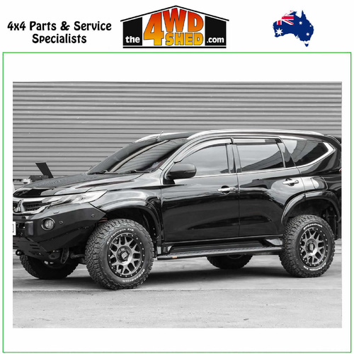 Roader Side Step Mitsubishi Pajero Sport QE 10/2015-11/2019 - Black